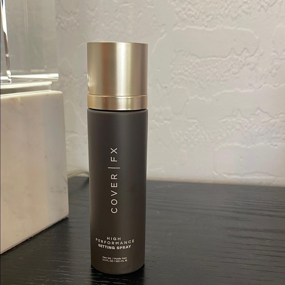 COVER FX Black and Gold Skincare Elixir